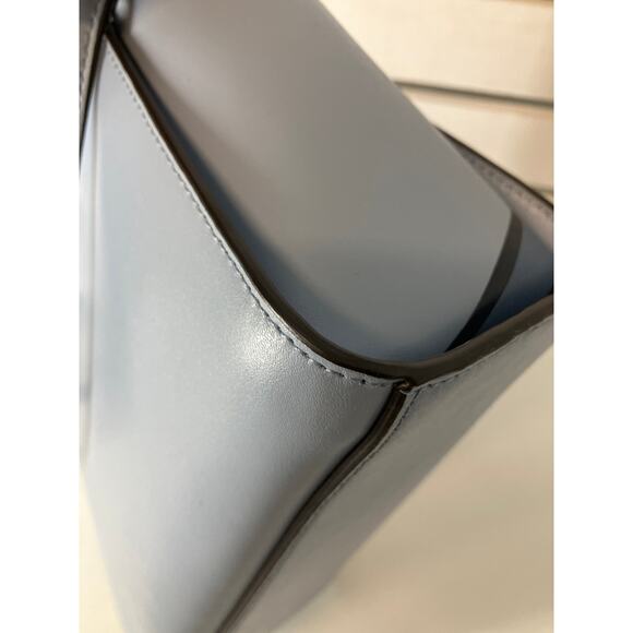 MICHAEL KORS, SMALL PARIS EFFIL TOWER, BICYCLE CROSSBODY BAG - Picture 10 of 15